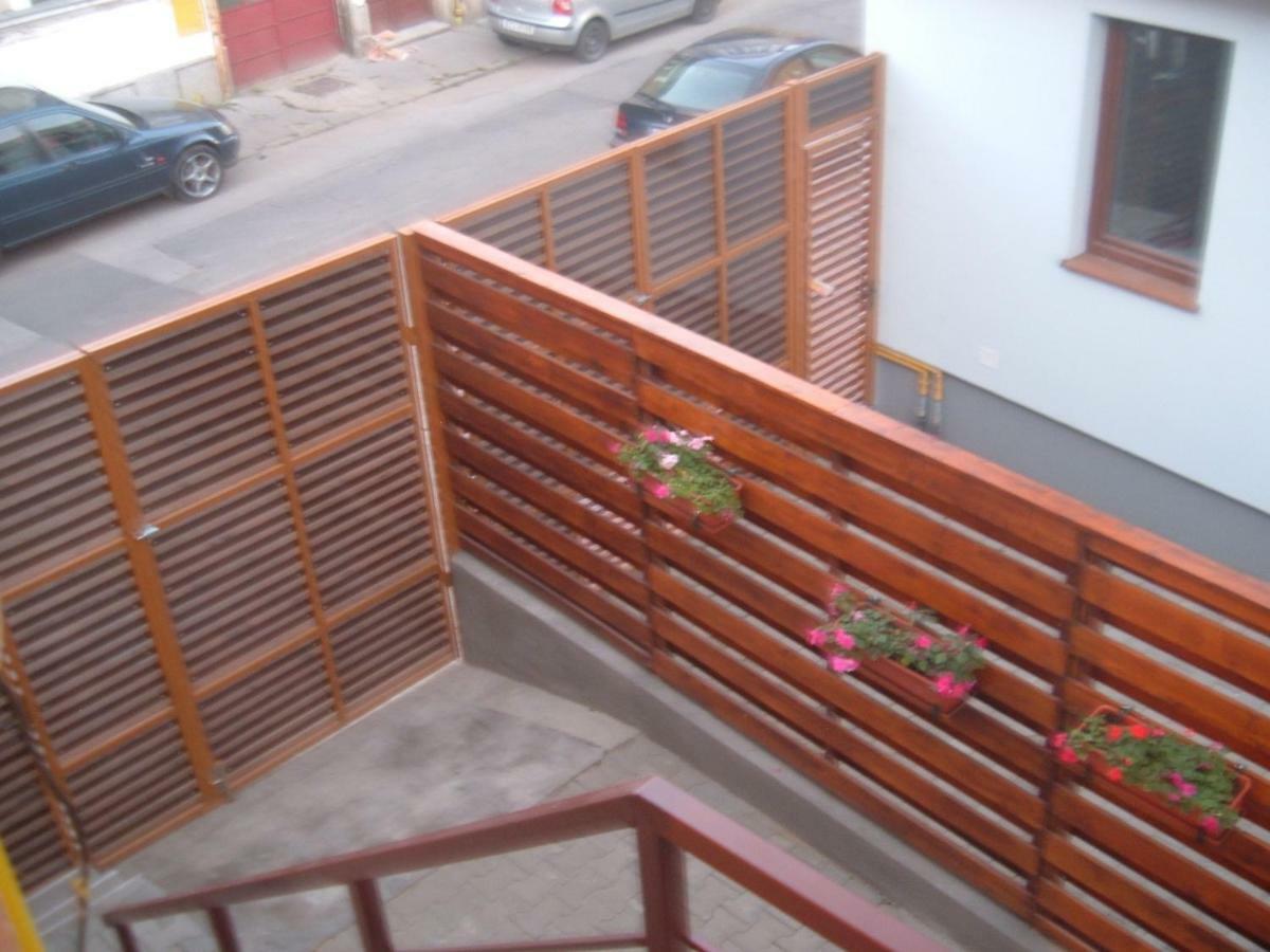 A. Einstein 9A Apartament Клуж-Напока Экстерьер фото
